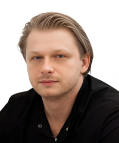 Ермолаев (Смирнов) Антон стоматолог