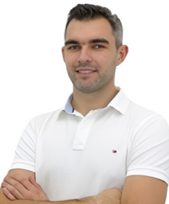 Черняк Андрей Валерьевич стоматолог