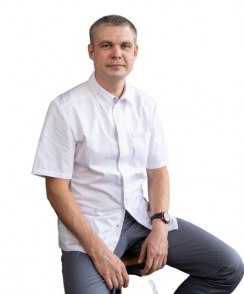Новиков Андрей Анатольевич стоматолог