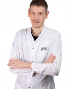Леонтьев Максим Вячеславович ортопед